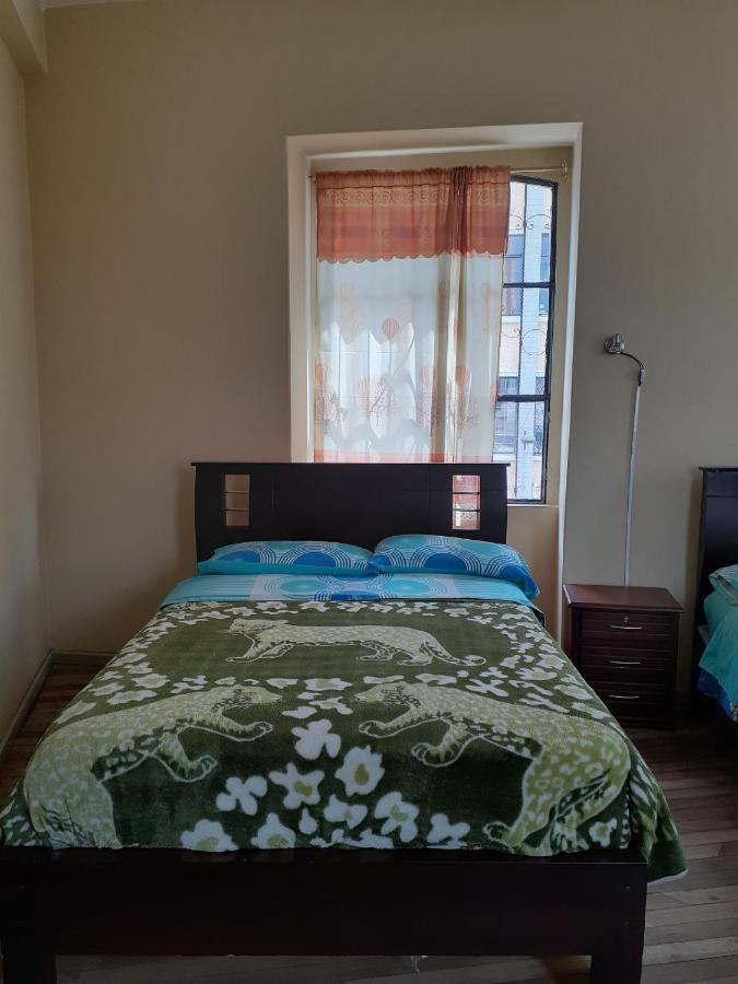 Hostal Mediodia Quito Exteriér fotografie
