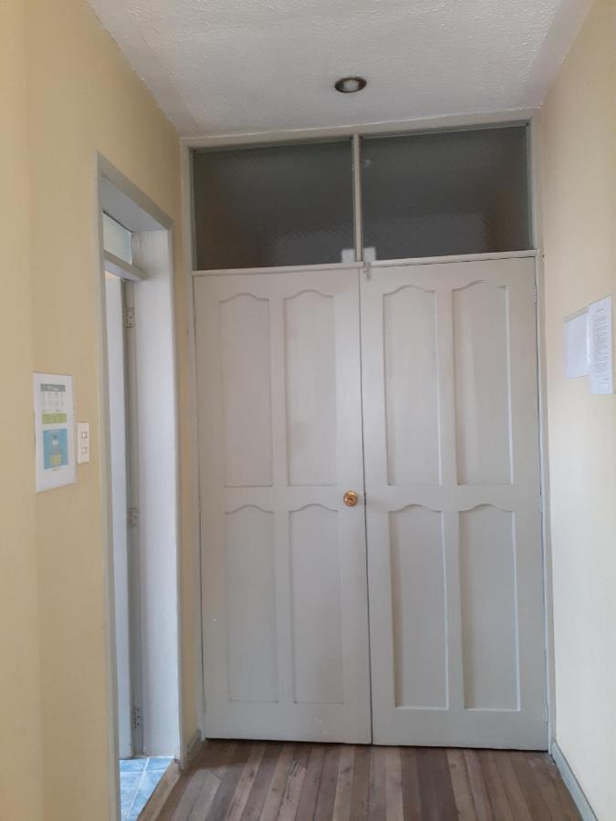 Hostal Mediodia Quito Exteriér fotografie