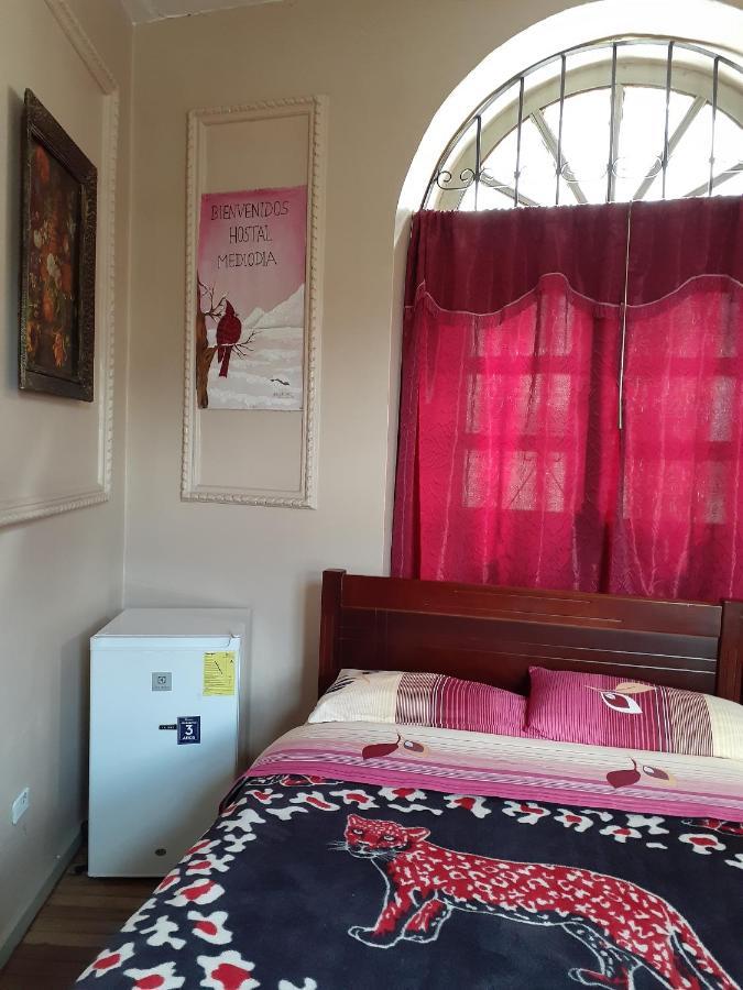 Hostal Mediodia Quito Exteriér fotografie
