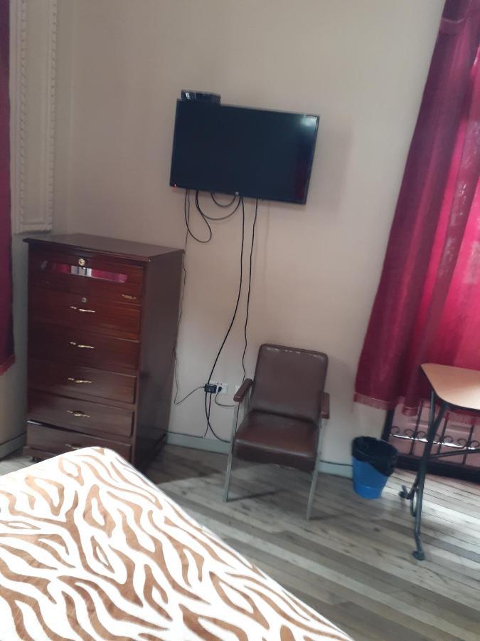 Hostal Mediodia Quito Exteriér fotografie